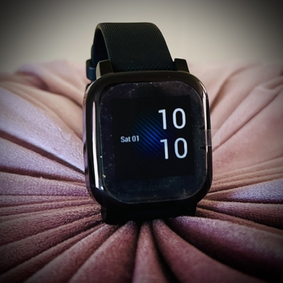 Garmin Venu Sq GPS Smartwatch - Picture 1 of 5